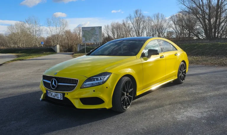 Wrap luksuznog automobila folijama – Mercedes CLS u žutoj foliji, oslikavanje vozila Osijek