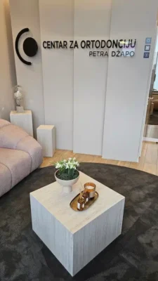 3D pleksiglas natpis