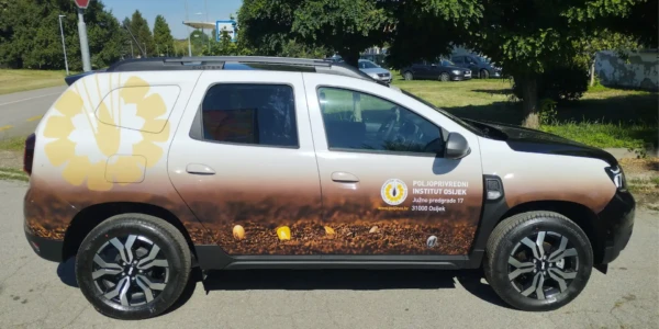 Oslikavanje bokova vozila u print po želji klijenta